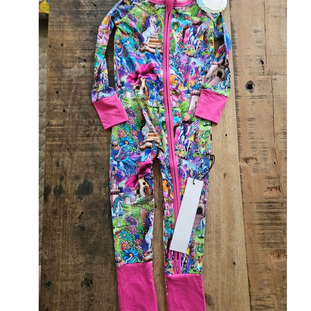 Sugar Swan Unicorn Castle Bamboo Viscose Zipper Sleeper Pink Multi 2T NWT